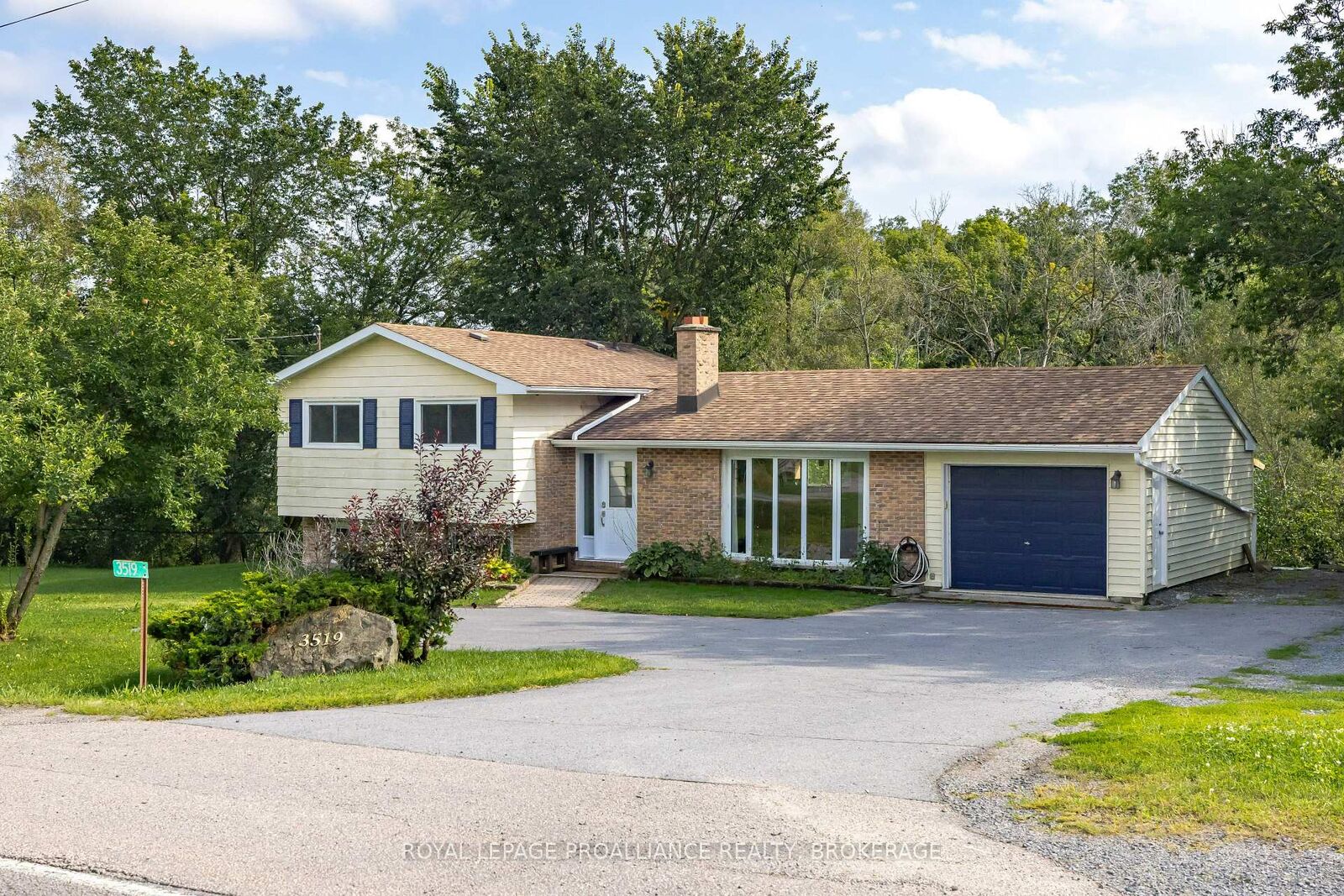 Property Photo:  3519 Princess Street  ON K7P 3A7 