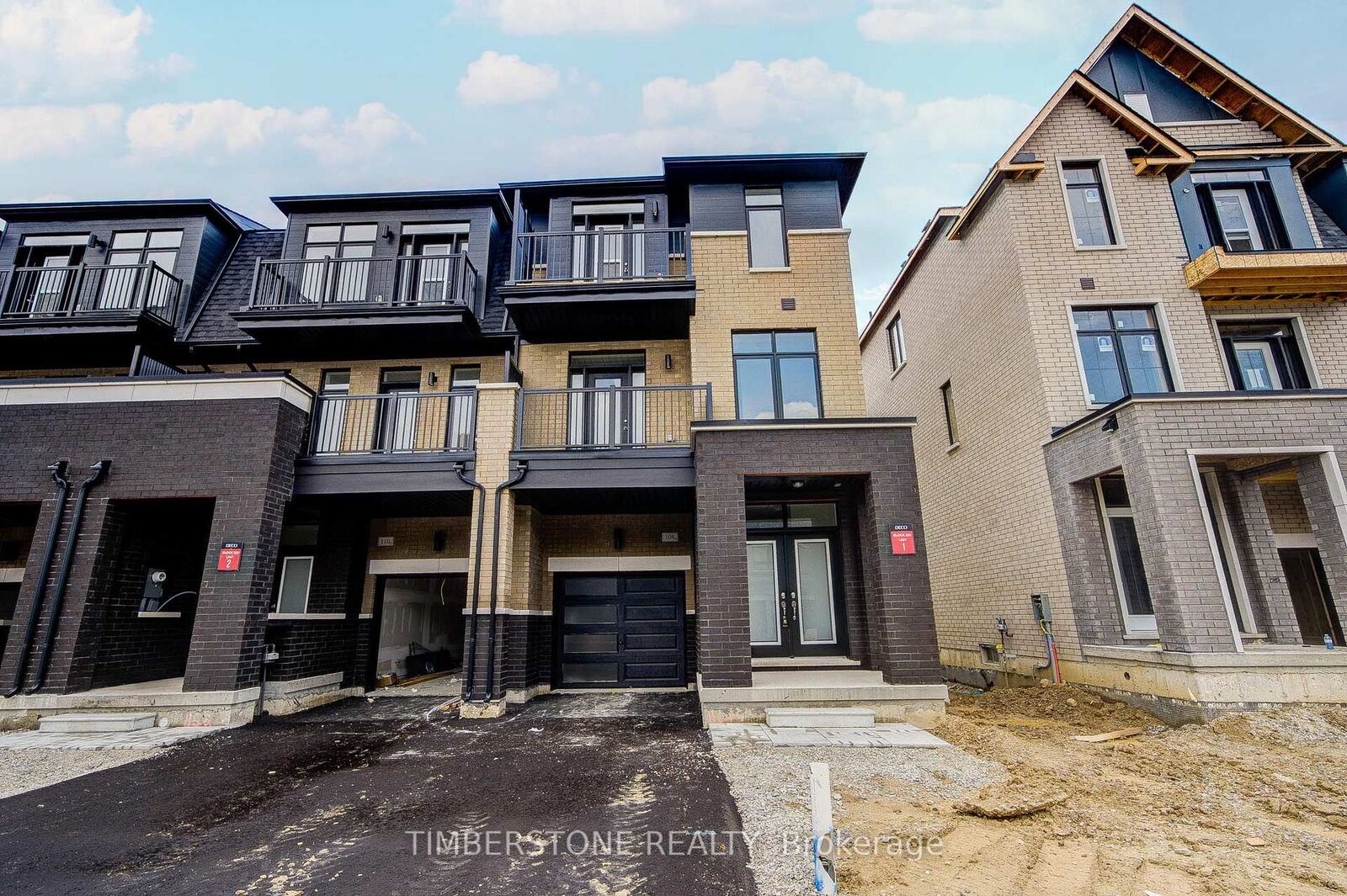 Property Photo:  108 Arnold Circle  ON L7A 5M2 