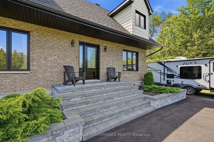 Property Photo:  3246 Pattee Road E  ON K6A 2R2 