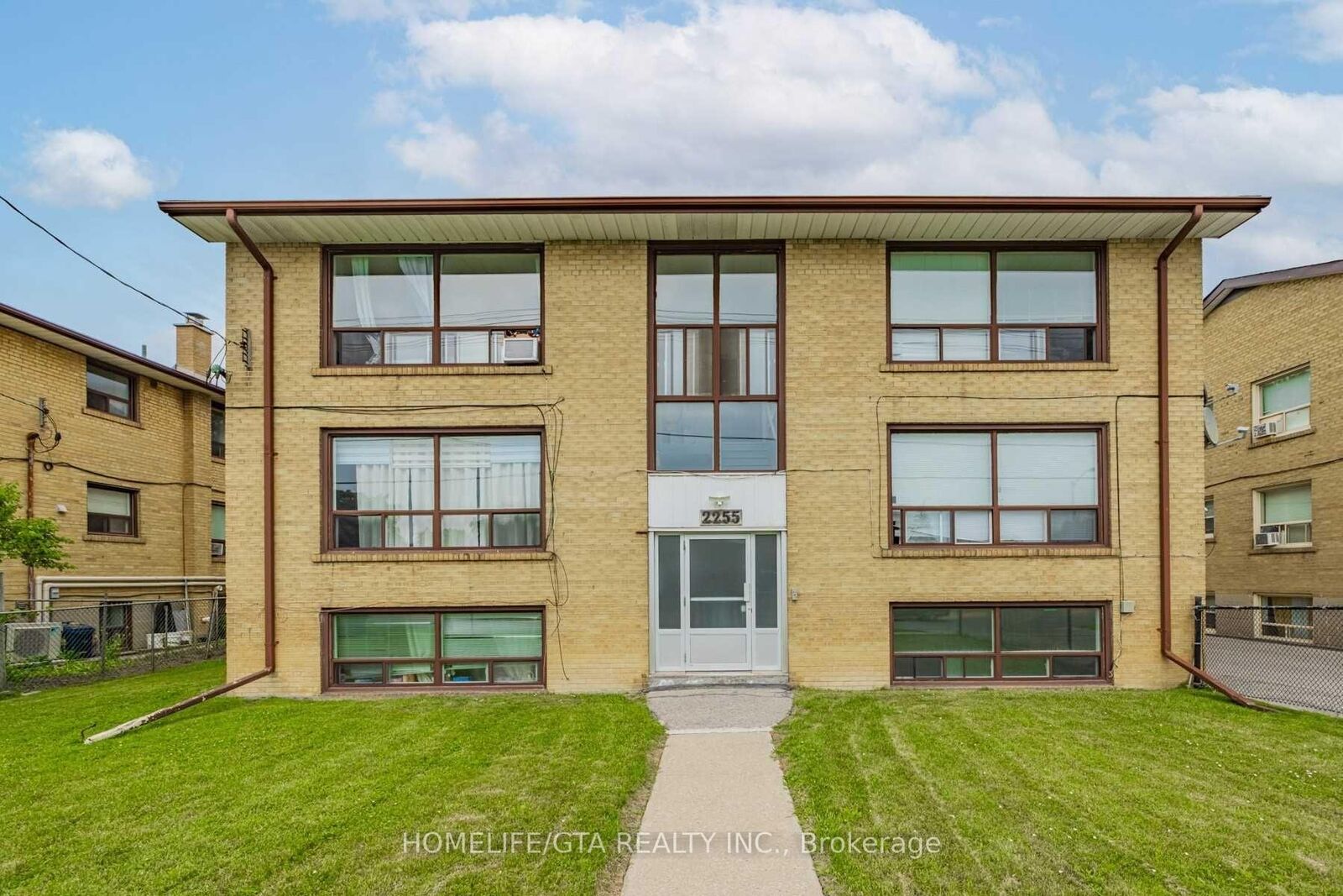 Property Photo:  2255 Kipling Avenue 5  ON M9W 4L5 