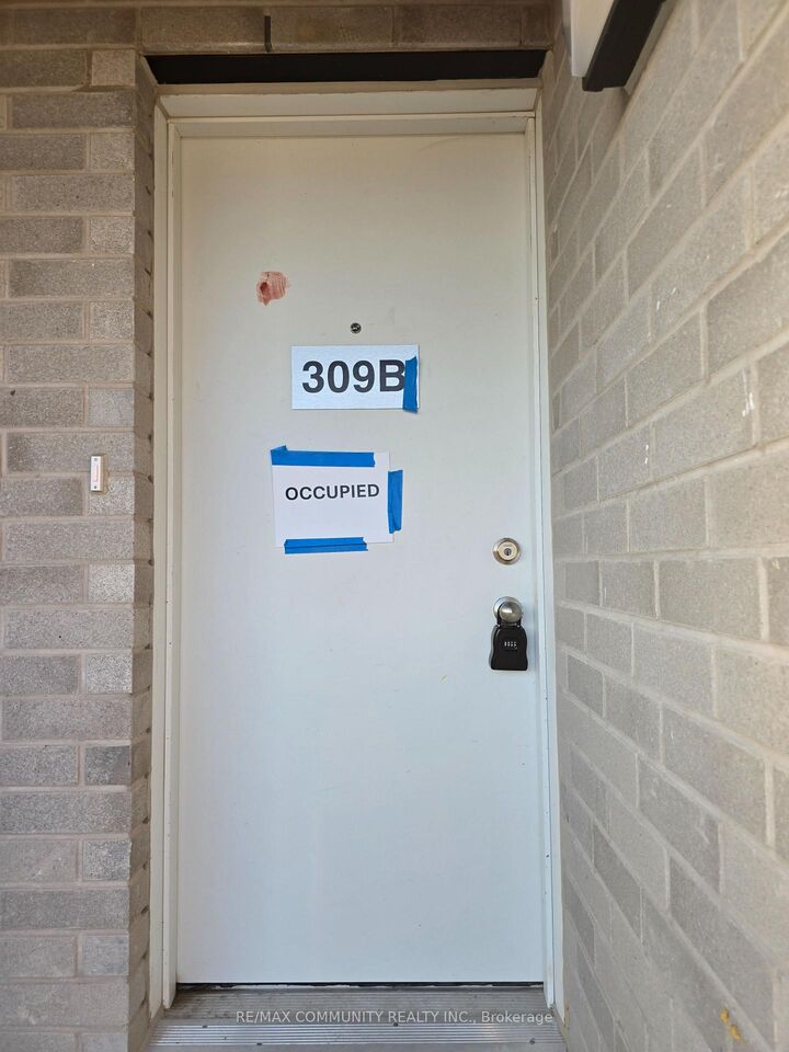 Property Photo:  16 Melbourne Avenue 309B  ON L2P 3J8 