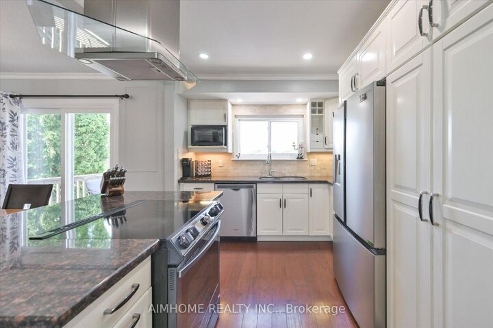 Property Photo:  232 McMurchy Avenue  ON L6Y 1Z5 