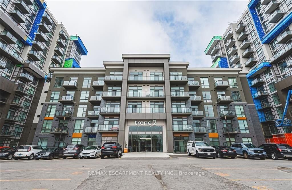 Property Photo:  460 Dundas Street E 714  ON L0R 2H4 