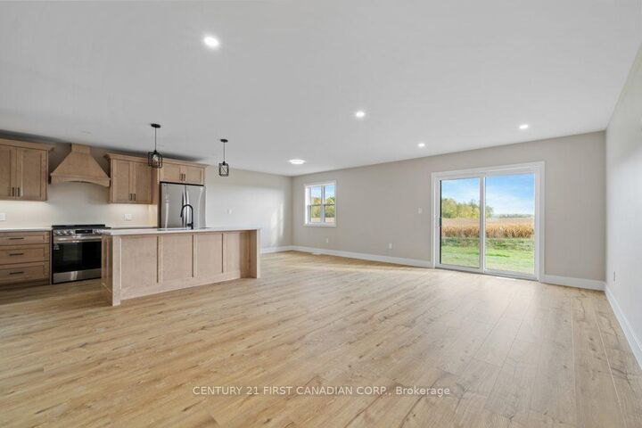 Property Photo:  95 Victoria Avenue E  ON N0M 1M0 