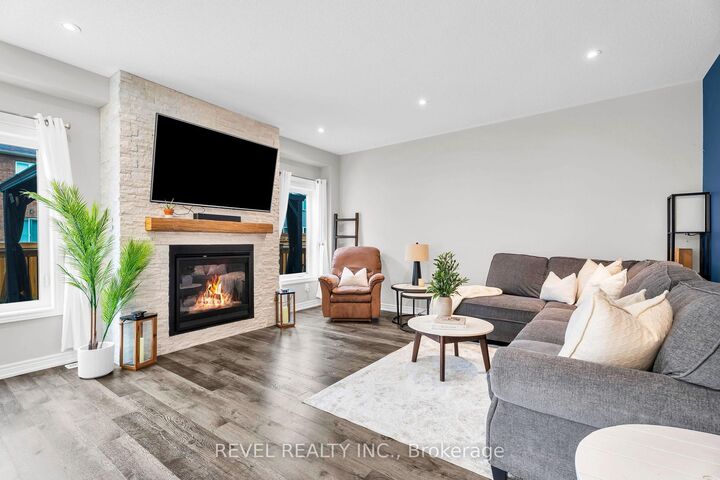 Property Photo:  677 McMullen Street  ON L9V 3X5 