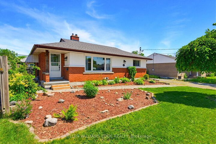 Property Photo:  17 Broadmore Avenue  ON L2M 6A4 