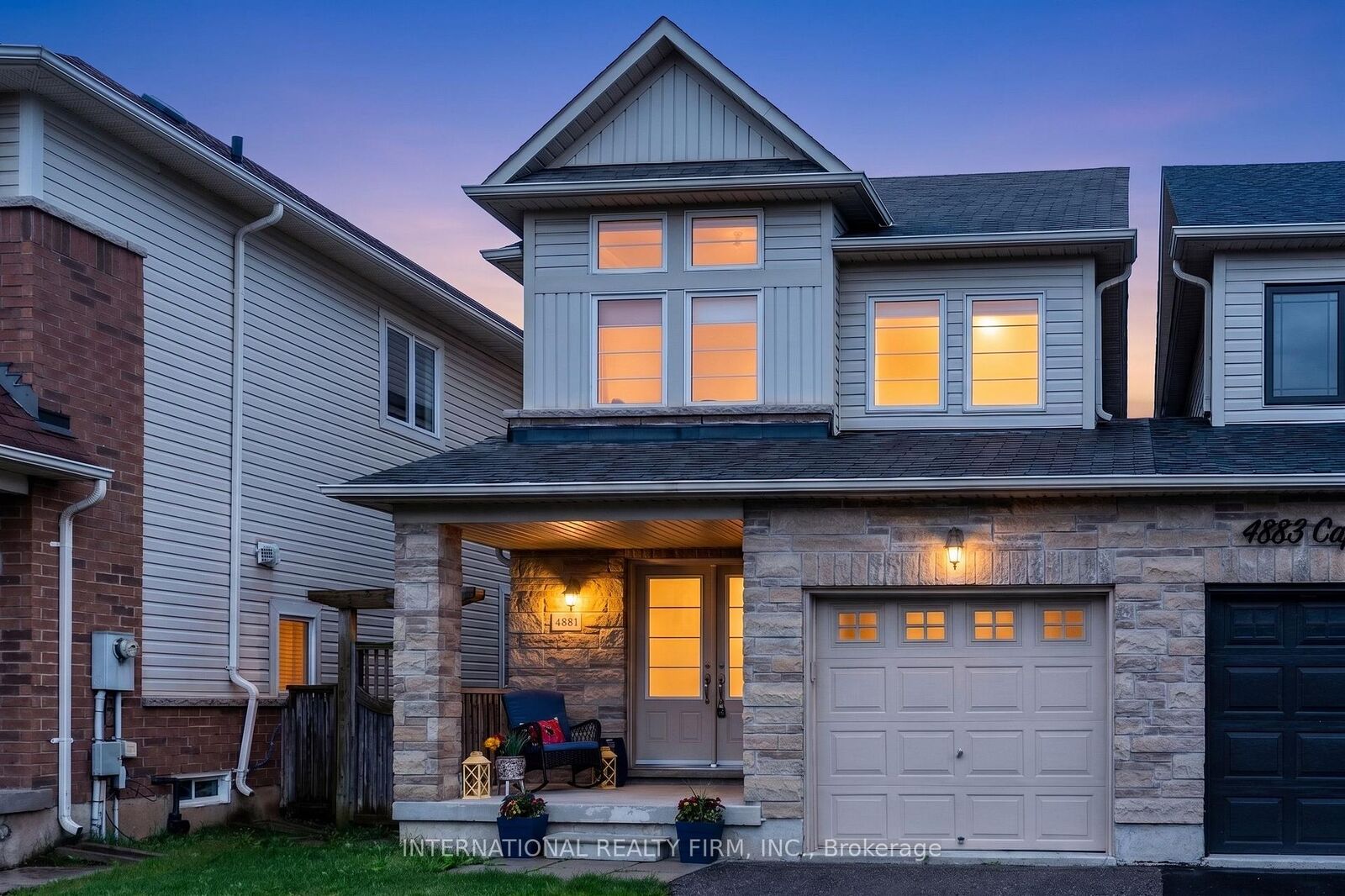 Property Photo:  4881 Capri Crescent  ON L7M 0H8 