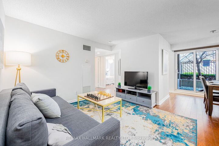 Property Photo:  3 Rean Drive 112  ON M2K 3C2 