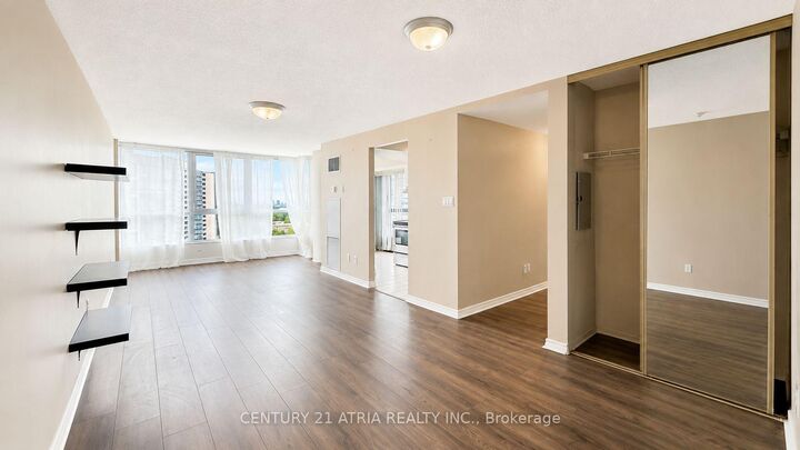 Property Photo: 3233 Eglinton Avenue E 1213 ON M1J 3N6