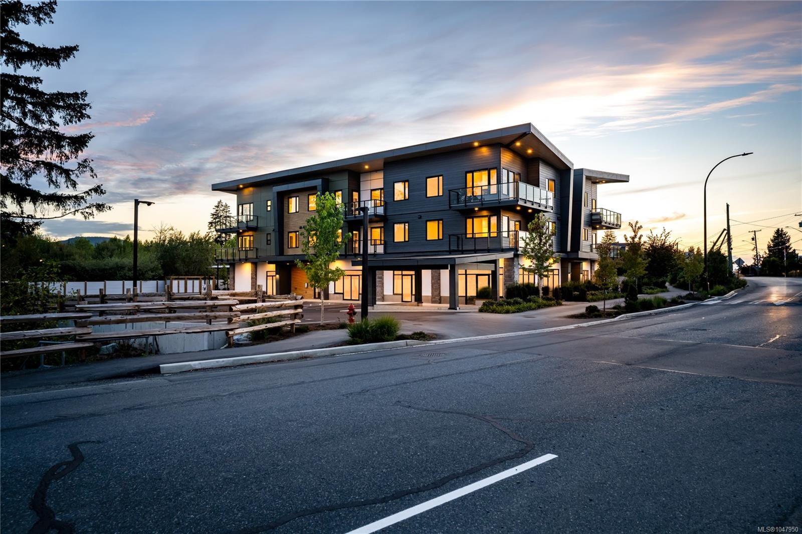 Property Photo:  7181 Lantzville Rd #204  BC V0R 2H0 