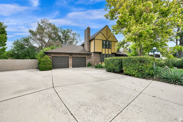 Property Photo: 9241 S Lisa Ave UT 84088