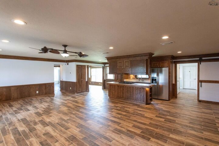 Property Photo:  1803 Midwestern Parkway  TX 76302 