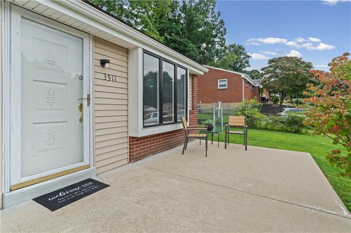 Property Photo:  3511 W Stag Dr  PA 15044 