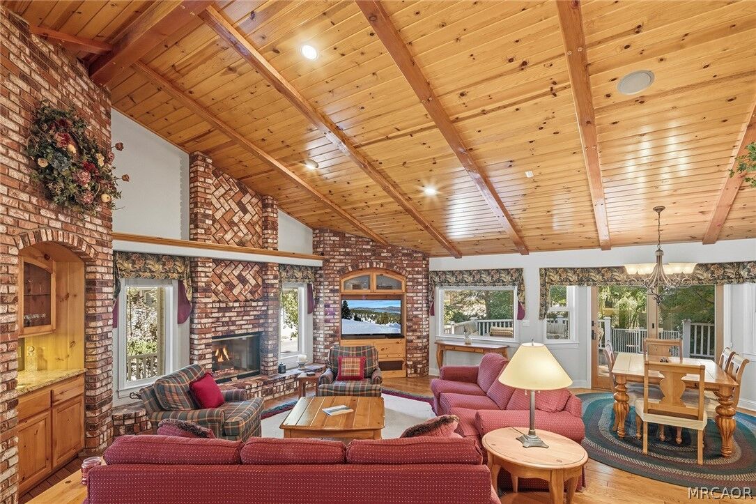 Property Photo:  137 Bayside Drive  CA 92315 