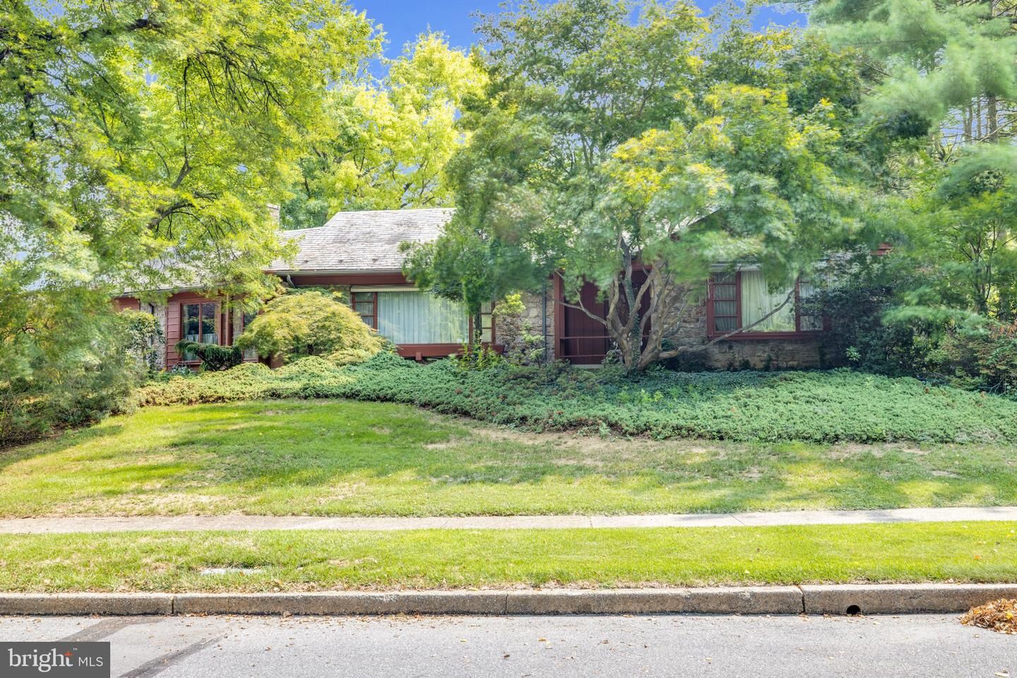 Property Photo:  809 Farr Place  PA 19611 