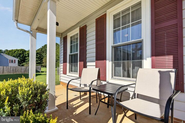 Property Photo:  446 Ridge Court  VA 20186 