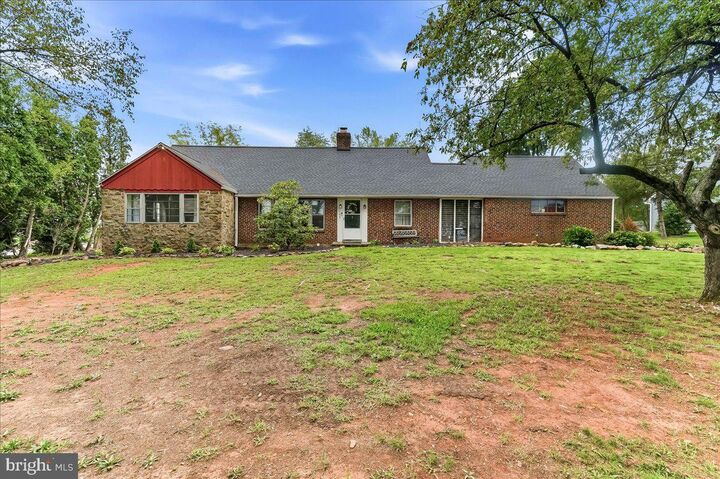 Property Photo: 140 W 7th Avenue PA 19426