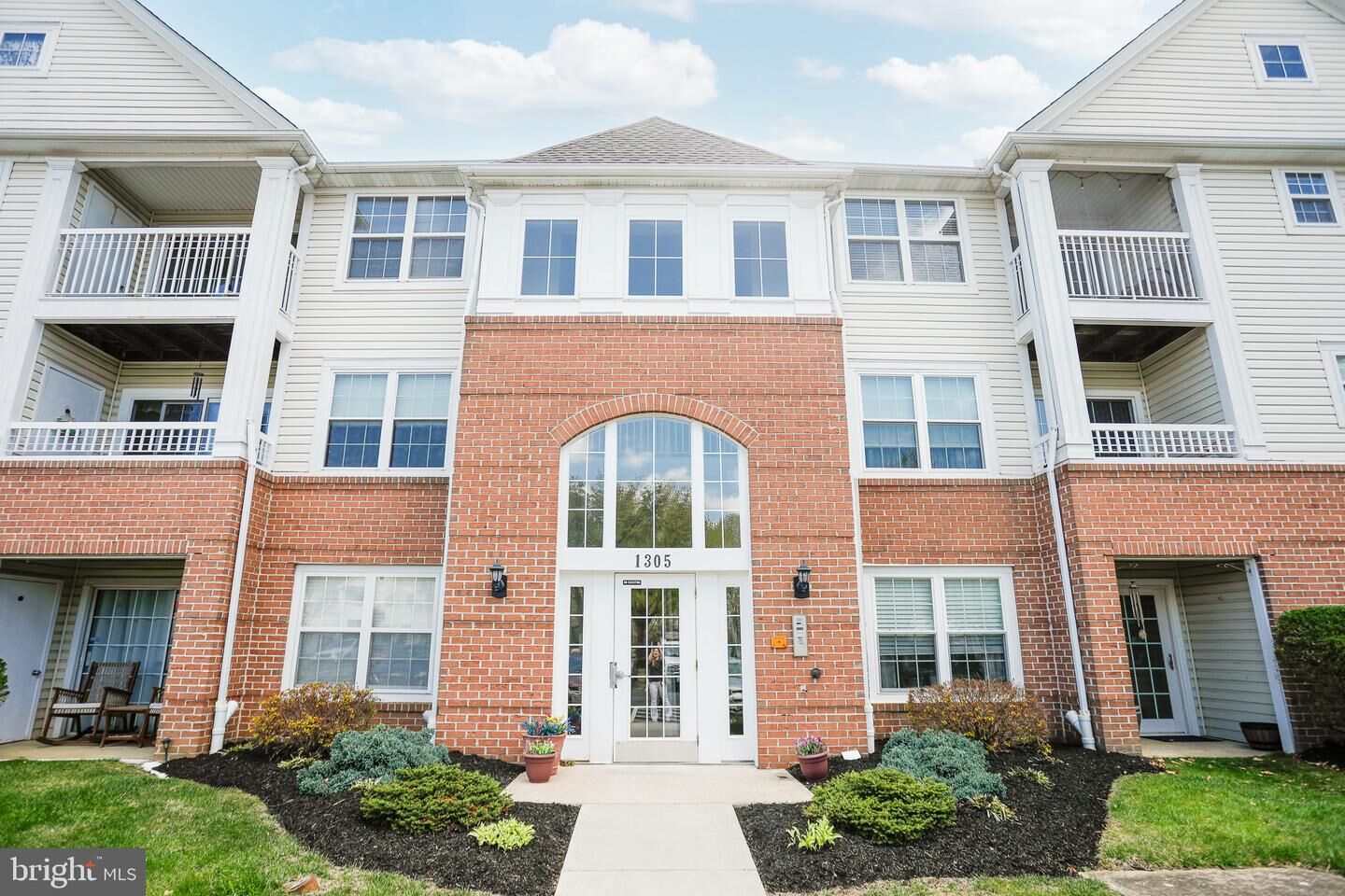 Property Photo:  1305 Sheridan Place D 70  MD 21015 