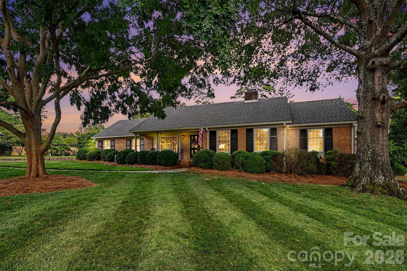 Property Photo:  207 Richmond Road  NC 28144 