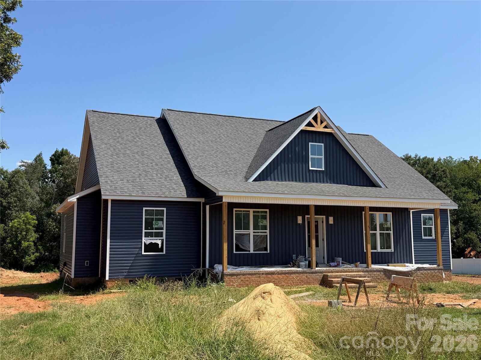 Property Photo: 202 Northbrook Iii School Road NC 28168