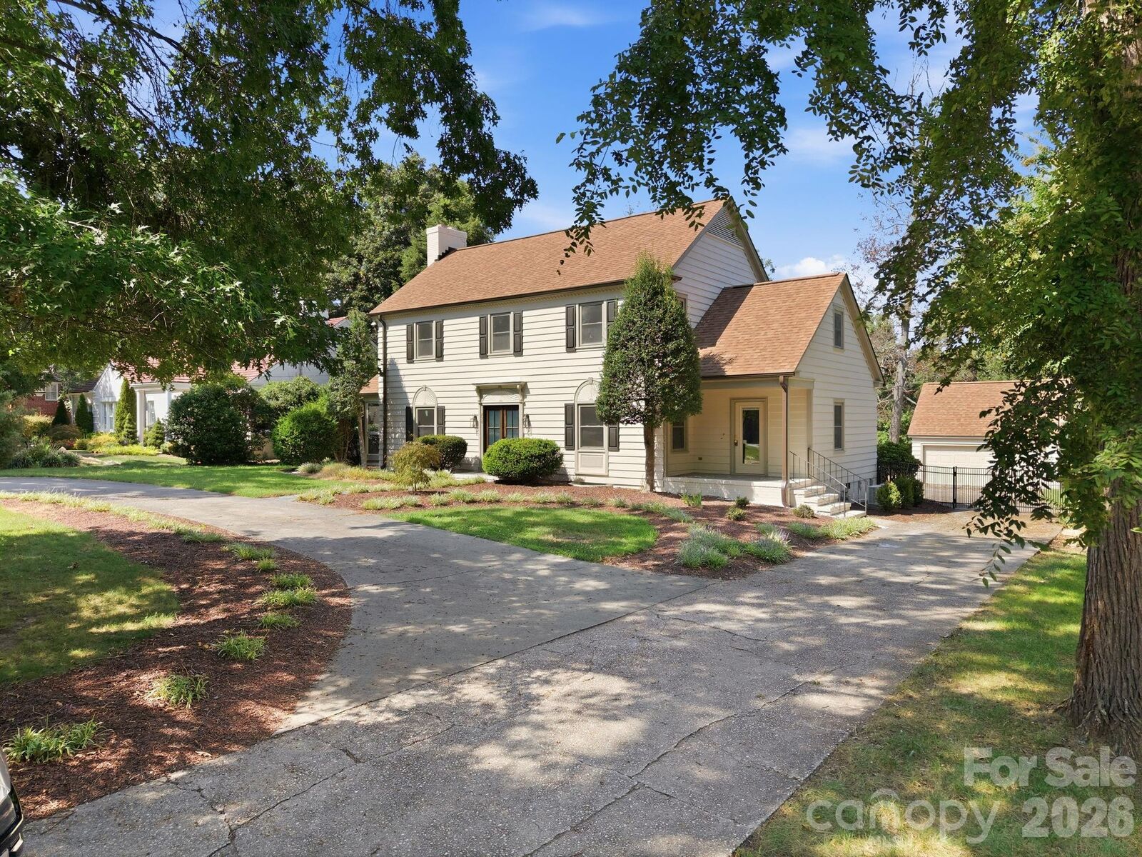 Property Photo: 230 Confederate Avenue NC 28144