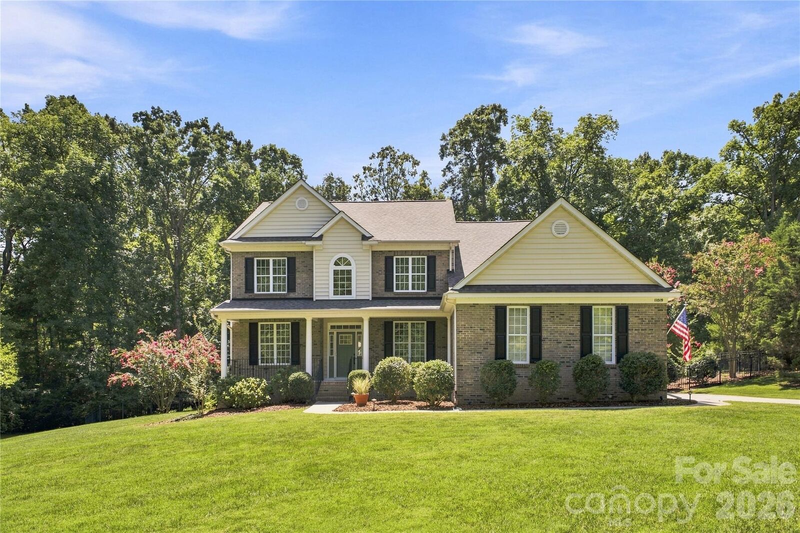 Property Photo: 11019 King George Lane NC 28173