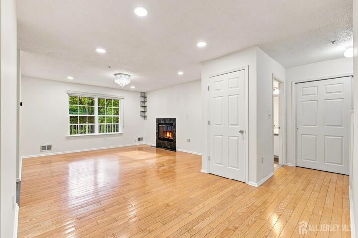 Property Photo:  63 Prestwick Way  NJ 08820 