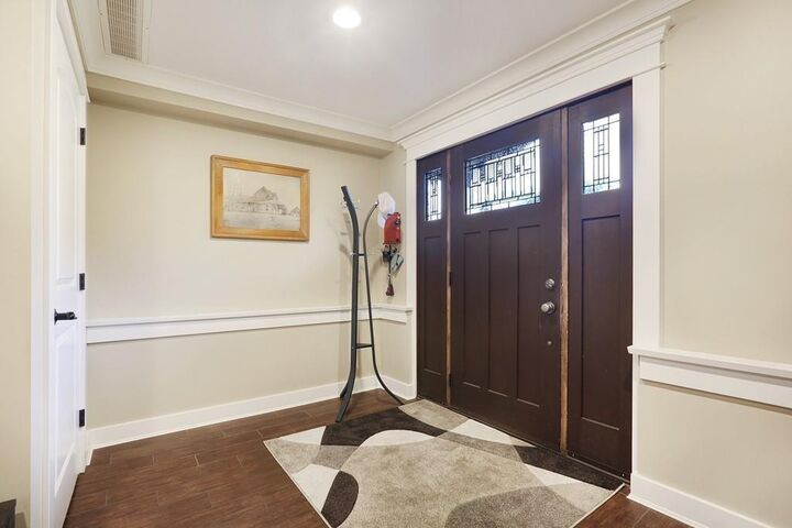 Property Photo: 19714 36 Avenue BC V3A 7G1