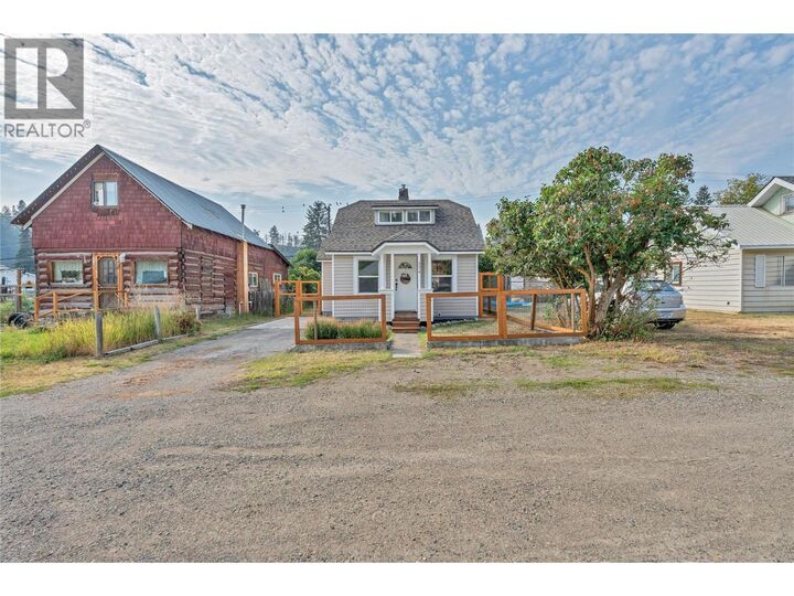 Property Photo:  274 Angela Avenue  BC V0X 1W0 