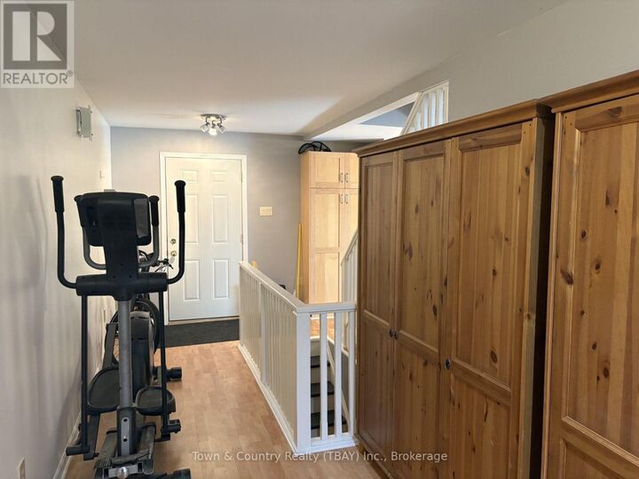 Property Photo:  62 Rockwood Avenue North  ON P7A 6A2 