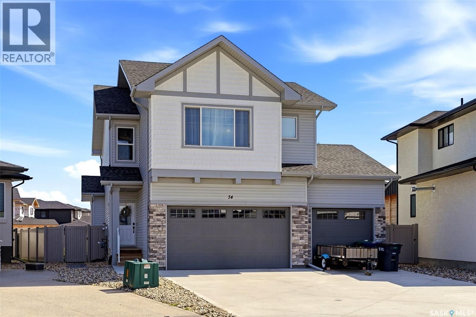 Property Photo:  34 Mackenzie Crescent  SK S0G 0Z0 
