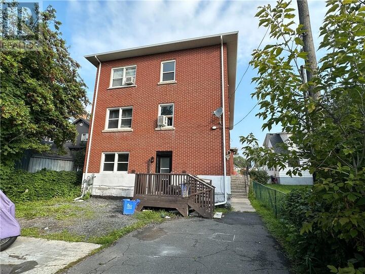 Property Photo:  481 Ontario Street Unit# 5  ON P3E 4K4 