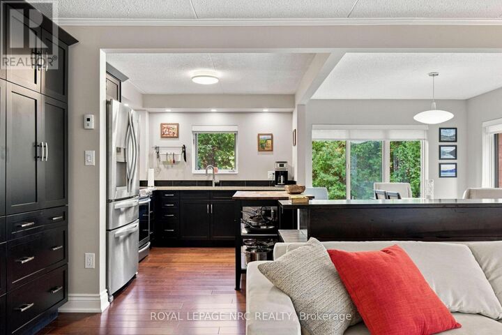 Property Photo:  61 Paffard Street 202  ON L0S 1J0 