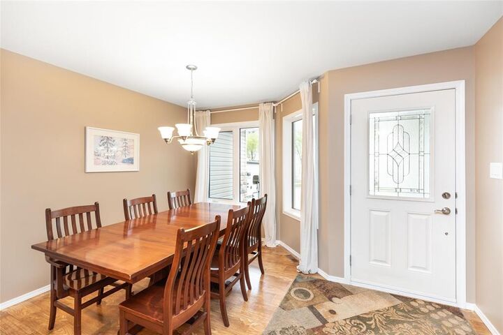 Photo de la propriété:  338 Giesbrecht Street  MB R5G 0W7 