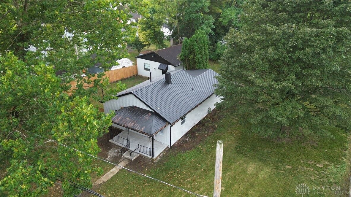 Property Photo:  1015 Hillcrest Avenue  OH 45504 