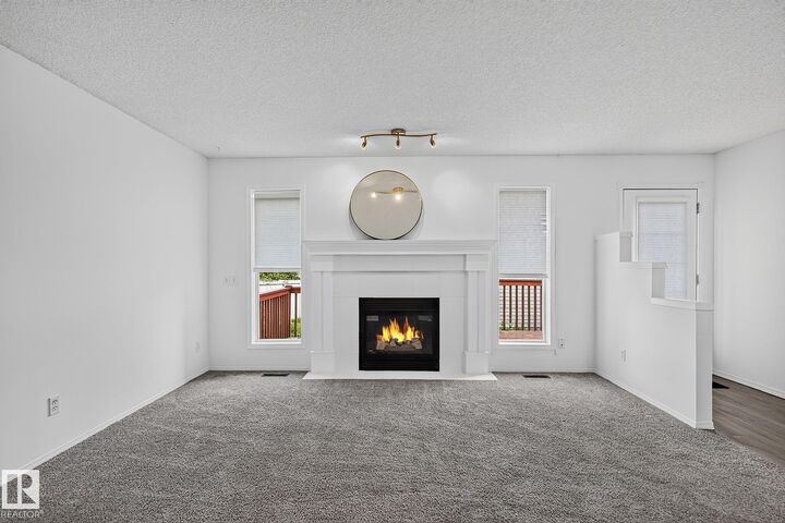 Property Photo: 82 Heatherglen Close AB T7X 4A3