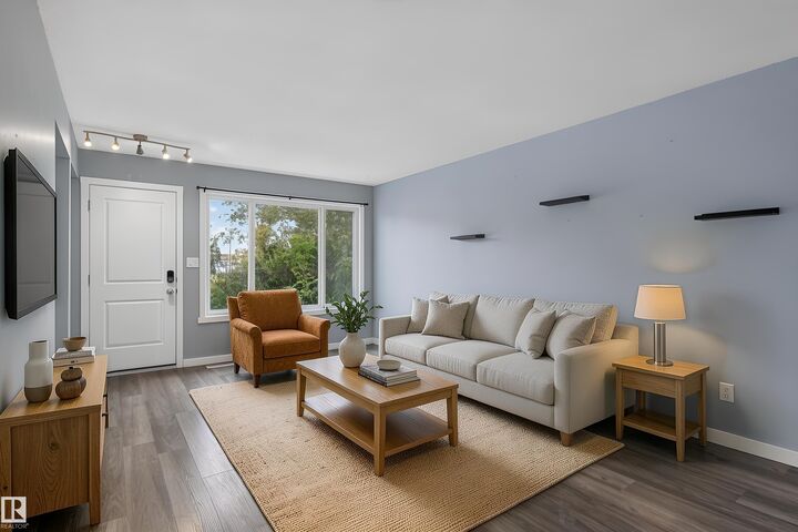 Property Photo:  4306 44 Avenue  AB T7Z 1J3 