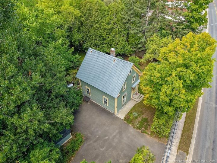Property Photo:  185 Canada Street  NB E3A 3Z9 