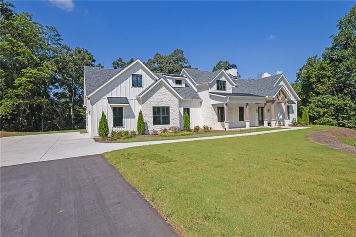 Property Photo:  255 Clear Creek Preserve Way  GA 30536 