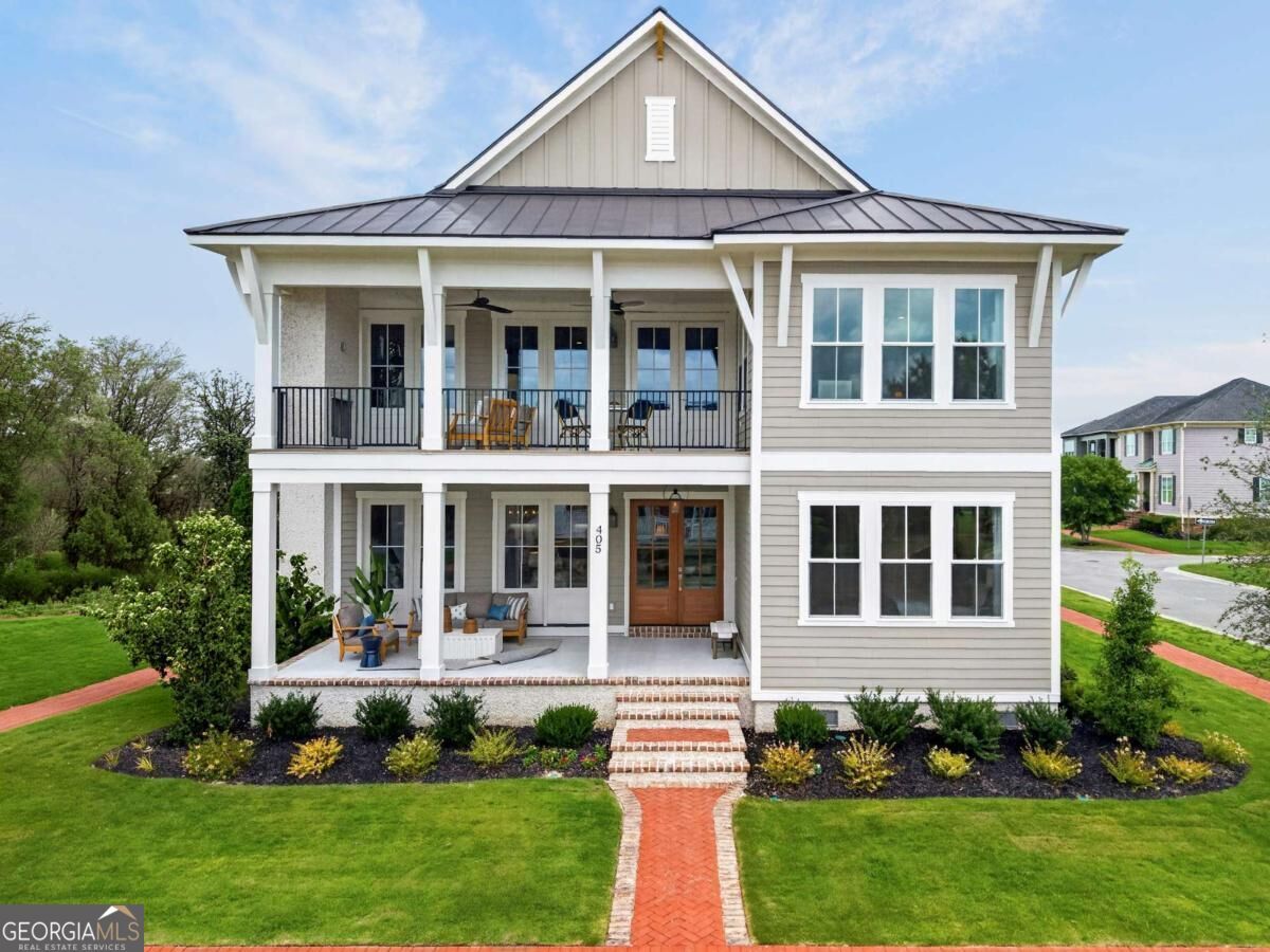 Property Photo: 403 Reserve Way GA 31401