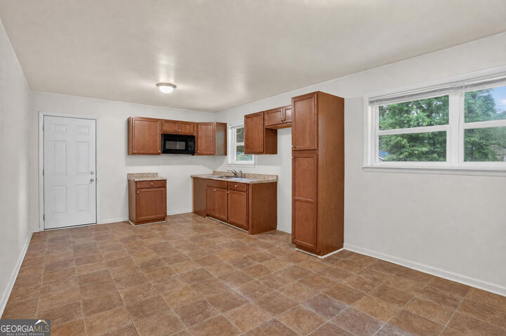 Property Photo:  786 S Nottingham Road  GA 30236 