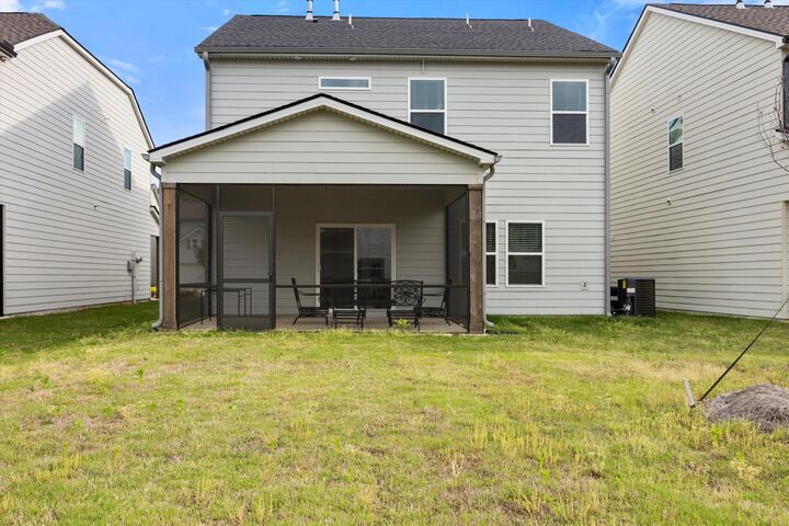 Property Photo: 2117 Firelight Way TN 37363