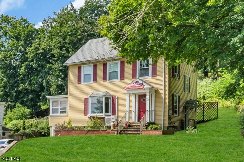 Property Photo:  37 Fairview Ave  NJ 08829 