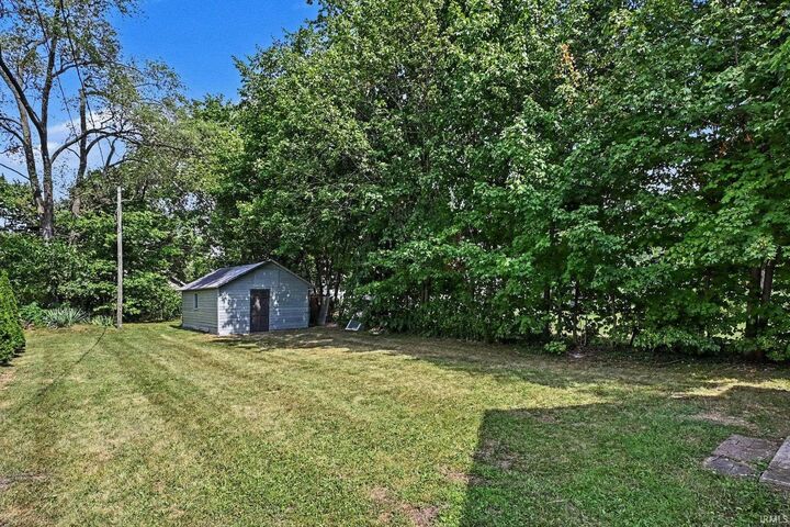 Property Photo:  726 W Blaine Avenue  IN 46516-2422 
