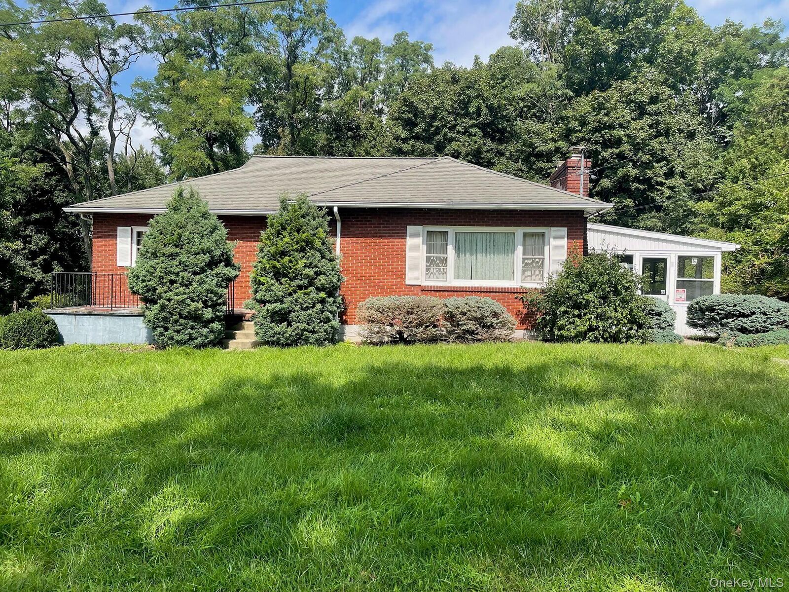 Property Photo:  7 Chiappardi Place  NY 12508 