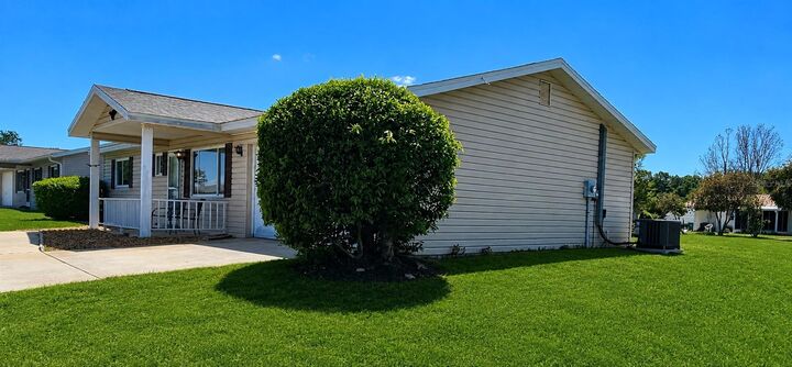 Property Photo: 10838 SW 78th Court FL 34476