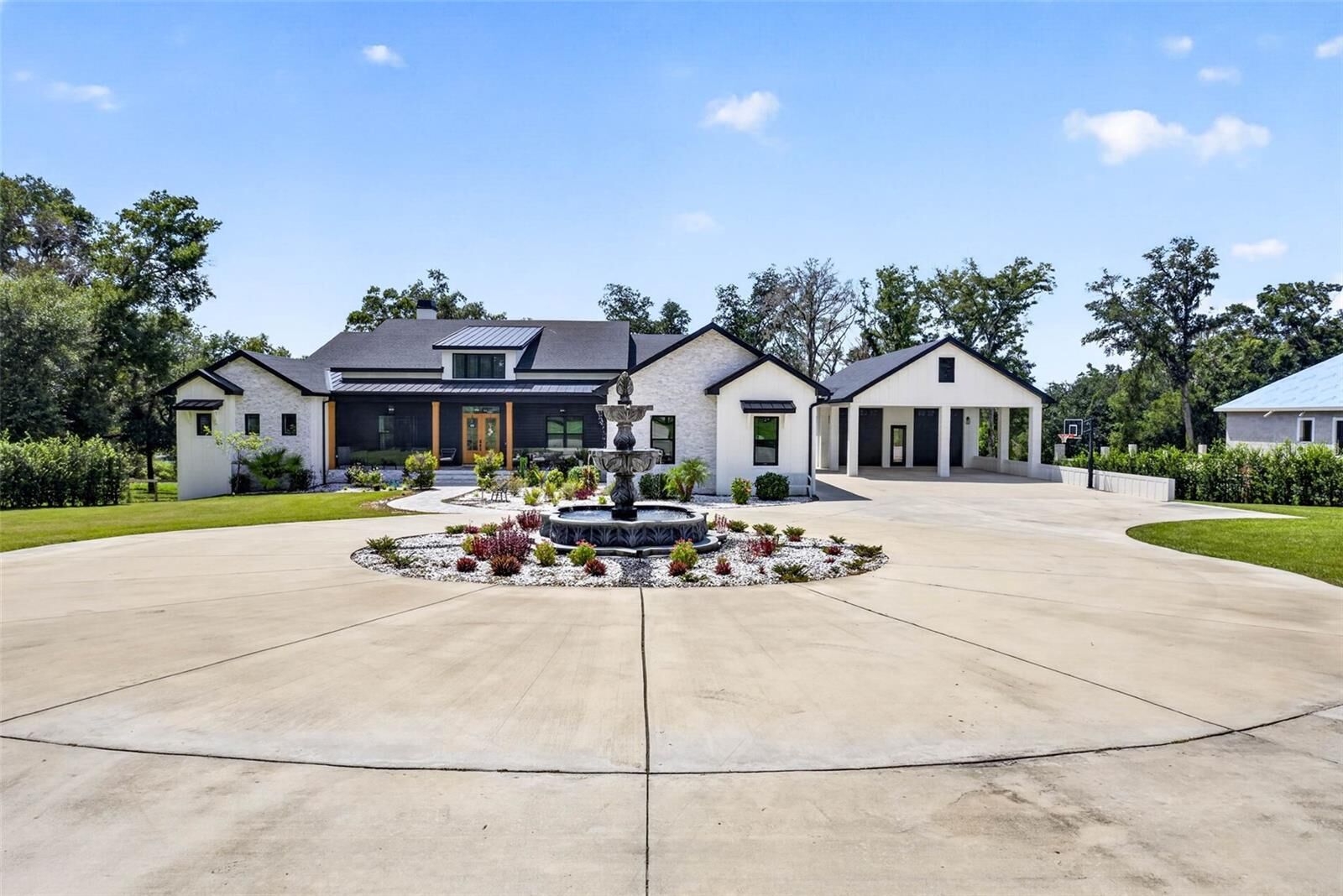 Property Photo:  13323 Happy Hill Rd  FL 33525 