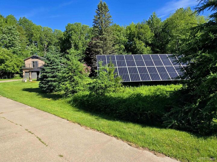 Property Photo:  3 Hidden Creek Drive  MI 49855 