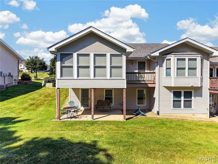 Property Photo: 912 Palmer Court 12 MO 63367