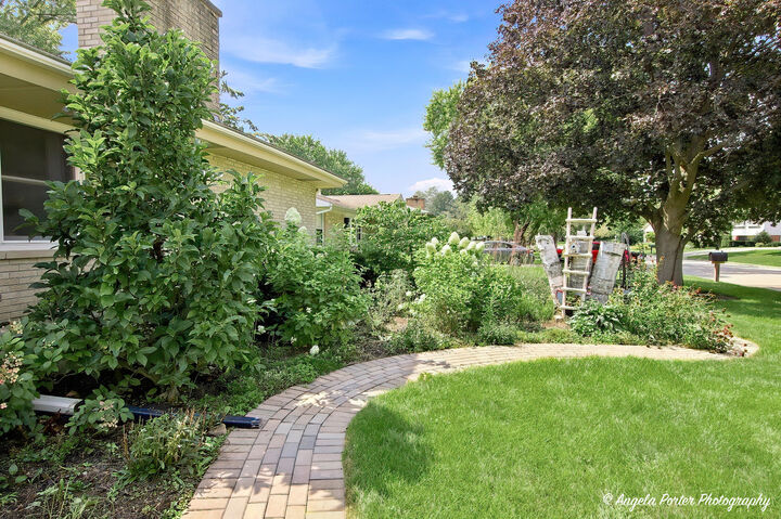 Property Photo:  3705 W Young Street  IL 60050 